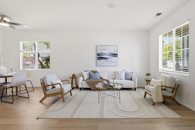 5414 Toucanet Court, Oceanside, CA 92057