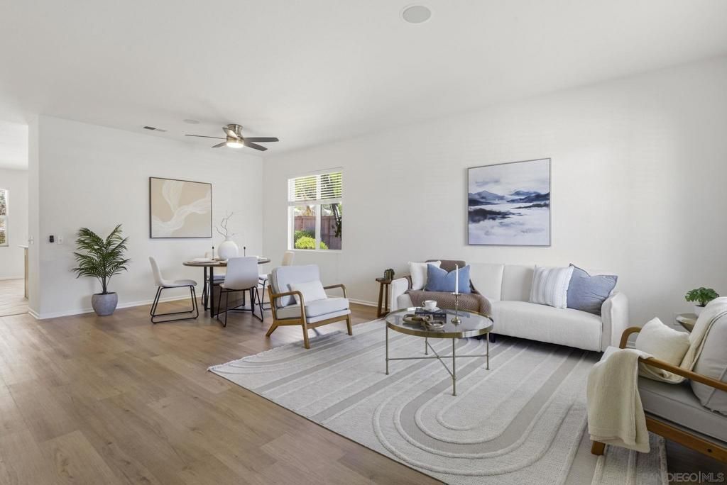 Image 5 of property listing at 5414 Toucanet Court, Oceanside, CA 92057