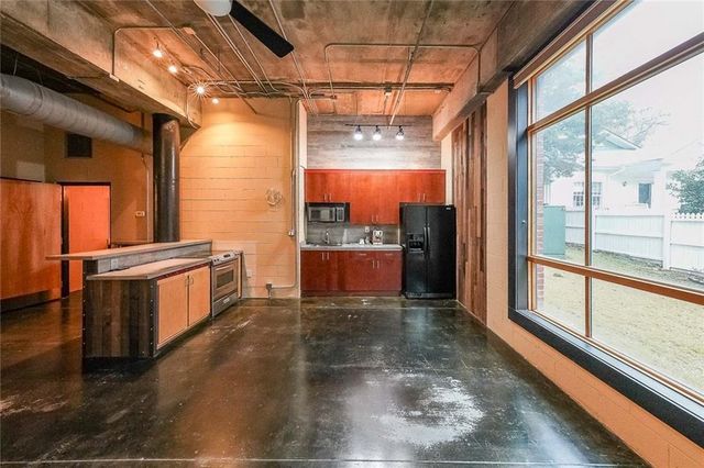319 Atlanta SE Street 110, Marietta, GA 30060