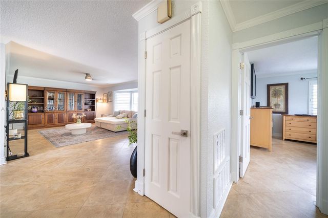 10320 SW 91st St, Miami, FL 33176