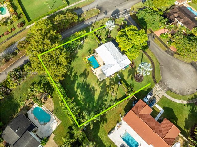 10320 SW 91st St, Miami, FL 33176