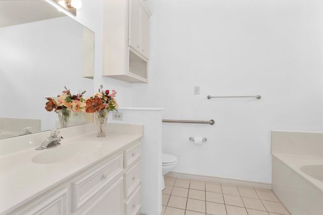 106 Fairway View Court, Conroe, TX 77356