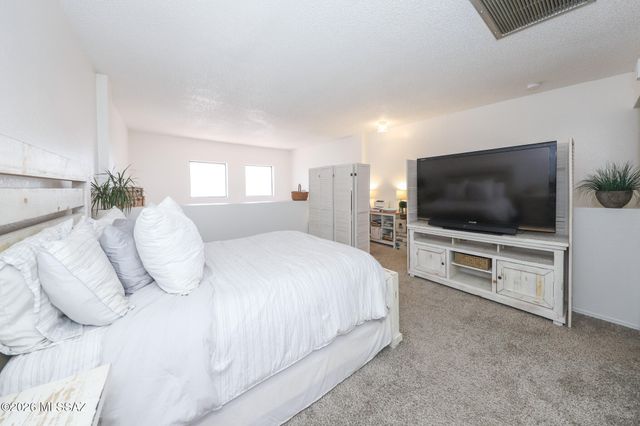 913 N Balachai Lane, Tucson, AZ 85748