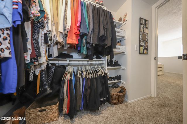 913 N Balachai Lane, Tucson, AZ 85748