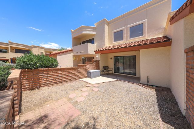 913 N Balachai Lane, Tucson, AZ 85748