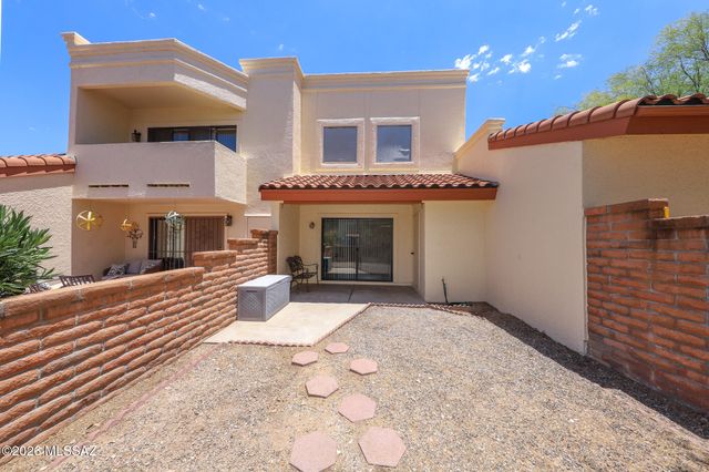 913 N Balachai Lane, Tucson, AZ 85748