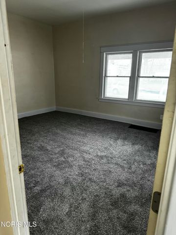 963 Mc Kinley Avenue, Toledo, OH 43605