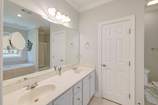 5276 7th Green Drive, Hollywood, SC 29449