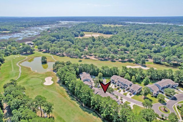 5276 7th Green Drive, Hollywood, SC 29449