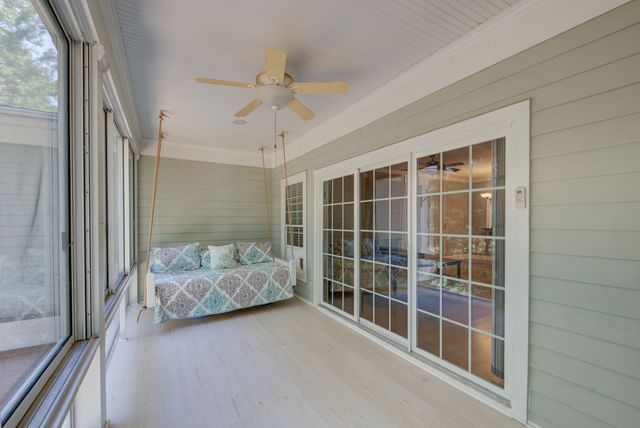5276 7th Green Drive, Hollywood, SC 29449