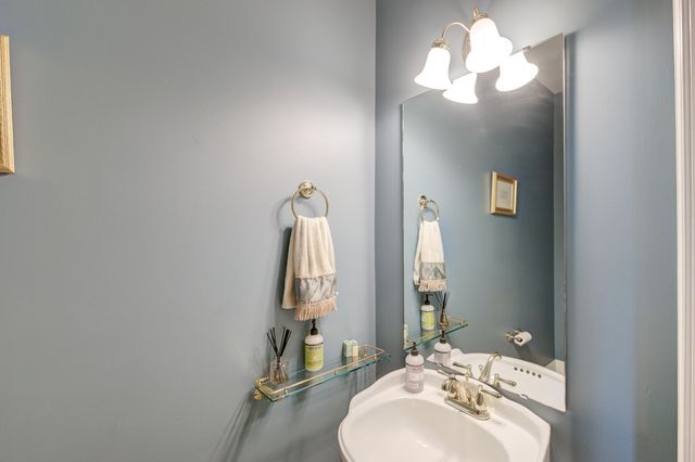 5276 7th Green Drive, Hollywood, SC 29449