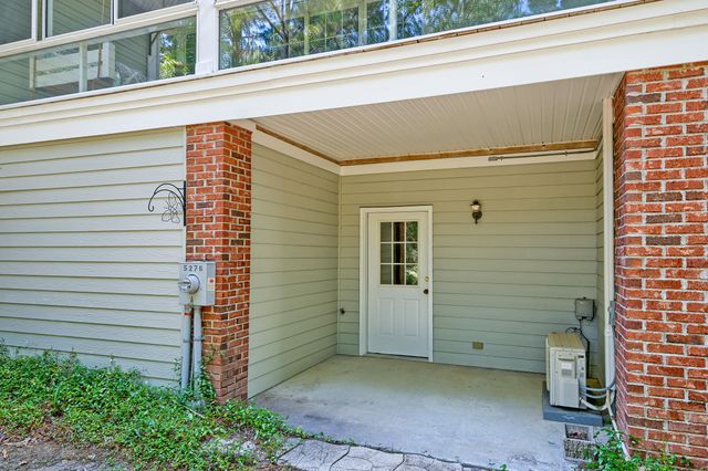5276 7th Green Drive, Hollywood, SC 29449
