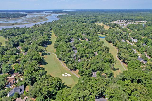 5276 7th Green Drive, Hollywood, SC 29449