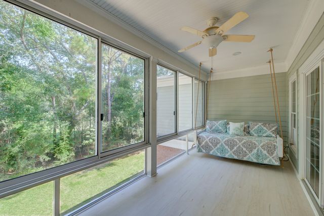 5276 7th Green Drive, Hollywood, SC 29449