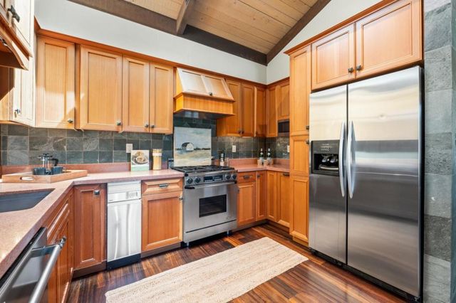 7026 Valley Greens Circle 17, Carmel, CA 93923