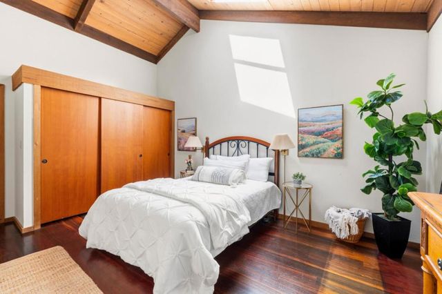 7026 Valley Greens Circle 17, Carmel, CA 93923