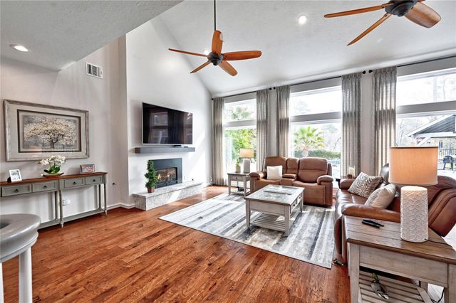 15461 Bedford Lane, Conroe, TX 77384