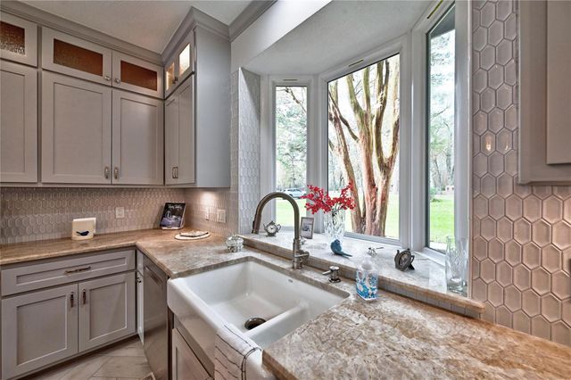 15461 Bedford Lane, Conroe, TX 77384