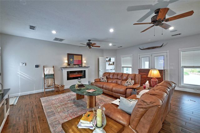 15461 Bedford Lane, Conroe, TX 77384