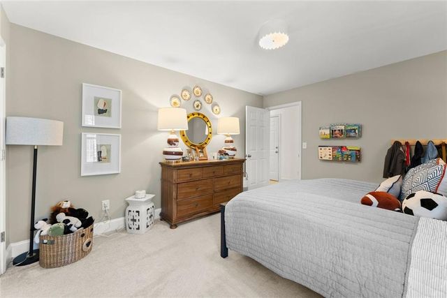 6595 Pond View Court, Clermont, GA 30527