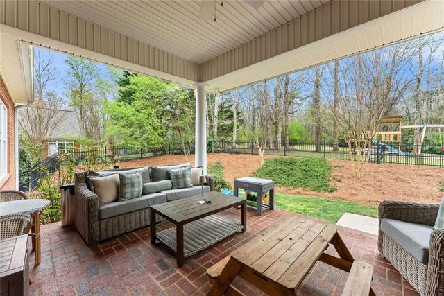 6595 Pond View Court, Clermont, GA 30527