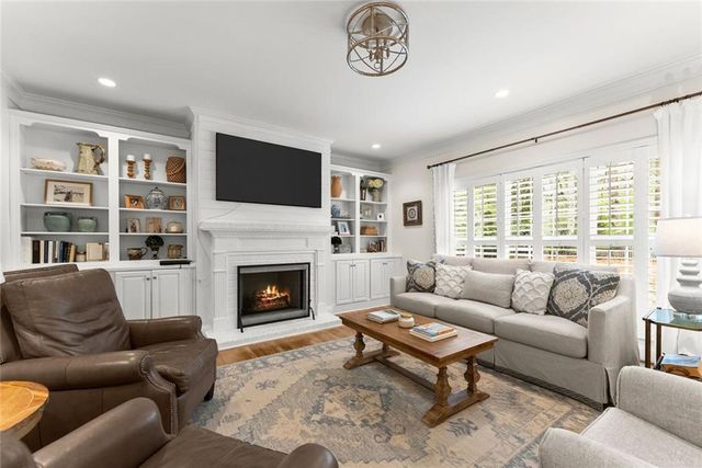 6595 Pond View Court, Clermont, GA 30527