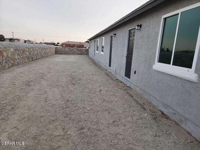 7838 Mount Latona Drive A, El Paso, TX 79904