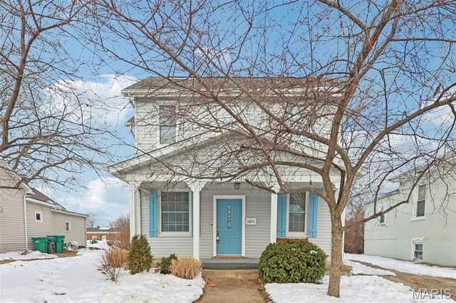 1071 Livingston Street, Carlyle, IL 62231