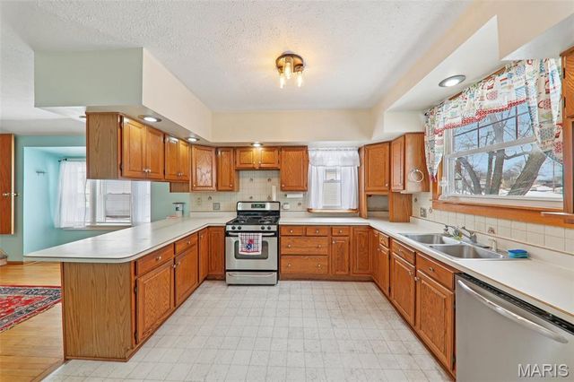 1071 Livingston Street, Carlyle, IL 62231