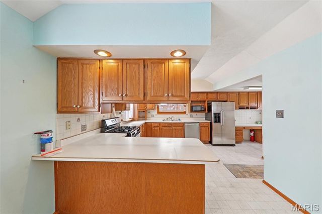 1071 Livingston Street, Carlyle, IL 62231