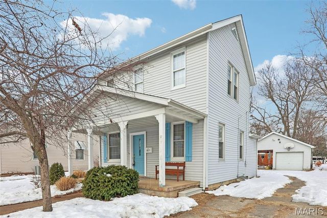 1071 Livingston Street, Carlyle, IL 62231