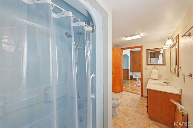 1071 Livingston Street, Carlyle, IL 62231