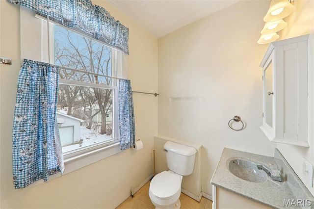 1071 Livingston Street, Carlyle, IL 62231