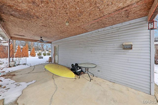 1071 Livingston Street, Carlyle, IL 62231