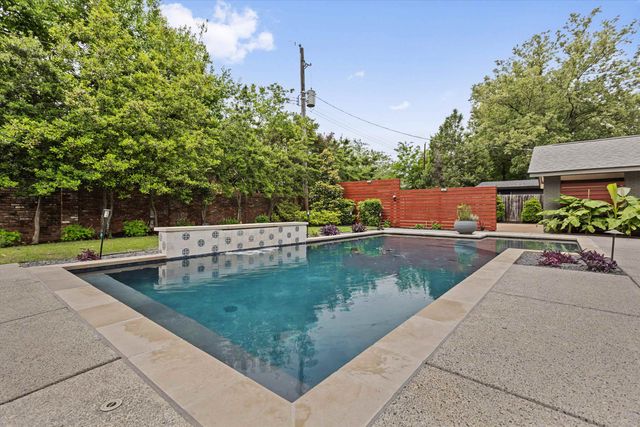 349 SHADY WOODS CV, Memphis, TN 38120