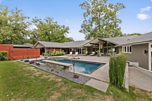 349 SHADY WOODS CV, Memphis, TN 38120
