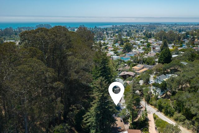 3700 Hardin Way, Soquel, CA 95073