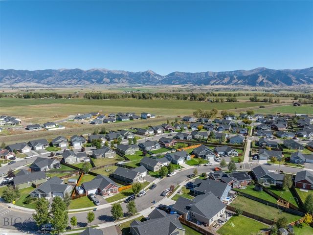 2226 Sturnella Lane, Belgrade, MT 59714