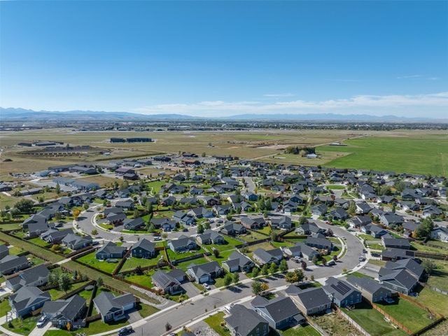 2226 Sturnella Lane, Belgrade, MT 59714