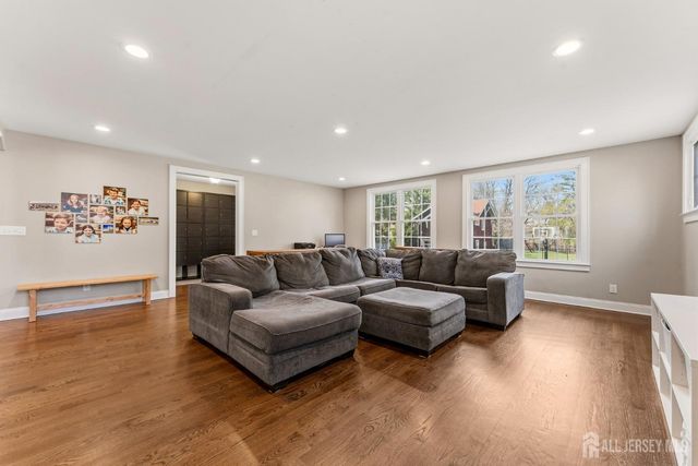 420 Mountainview Terrace, Dunellen, NJ 08812