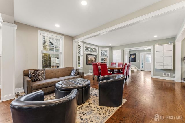 420 Mountainview Terrace, Dunellen, NJ 08812