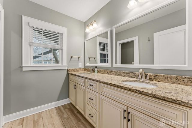 420 Mountainview Terrace, Dunellen, NJ 08812