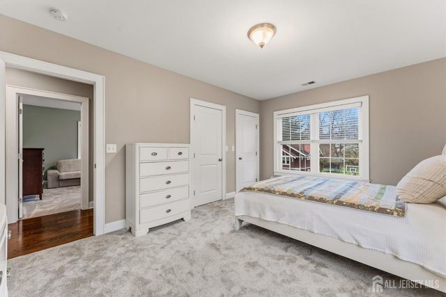 420 Mountainview Terrace, Dunellen, NJ 08812