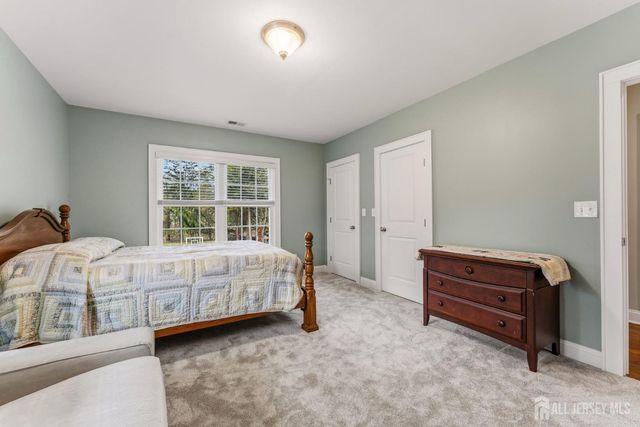 420 Mountainview Terrace, Dunellen, NJ 08812