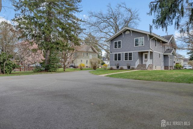 420 Mountainview Terrace, Dunellen, NJ 08812