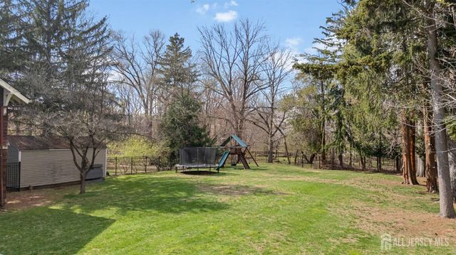 420 Mountainview Terrace, Dunellen, NJ 08812