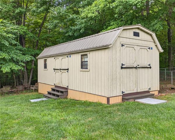 4913 Creeks Crossing Road, Asheboro, NC 27205