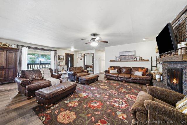 30439 E 143rd Street S, Coweta, OK 74429