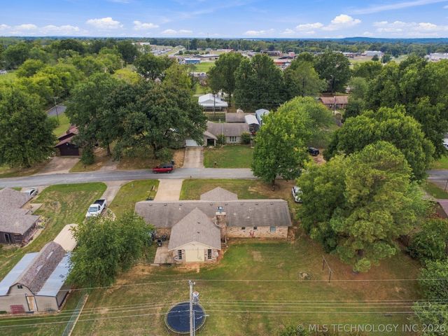 30439 E 143rd Street S, Coweta, OK 74429
