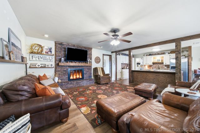 30439 E 143rd Street S, Coweta, OK 74429